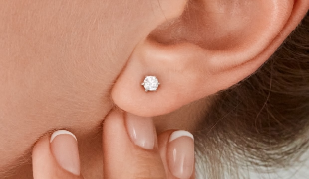 Pendientes de diamante y pendientes | acredo