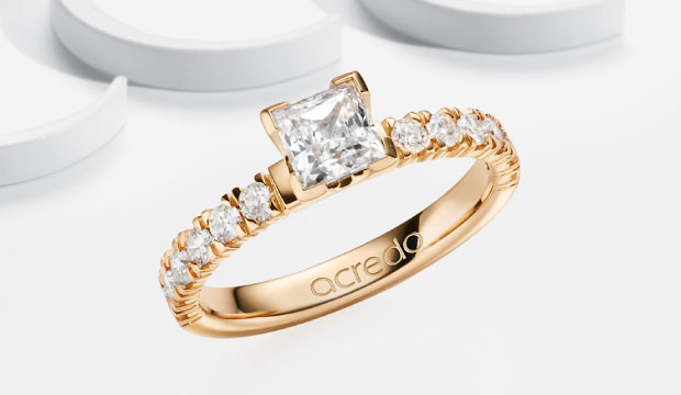 Anillos de compromiso corte princesa | acredo
