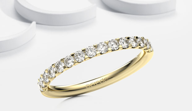 Anillos exclusivos de memoria de hasta 0,25 ct por piedra