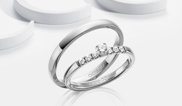 Alianzas de boda con lóbulos y engastes